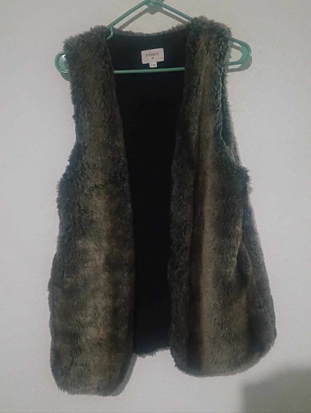Pre-owned Everly Faux Fur Vest